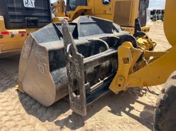 CATERPILLAR 72″ HANG ON LOADER FORKS